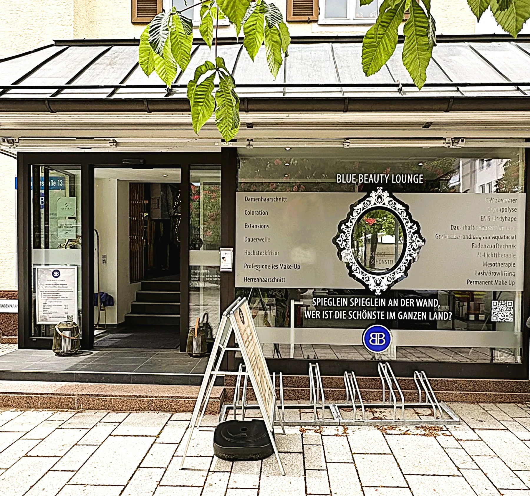 Friseur- und Kosmetiksalon in Starnberg — Ladenfront an der Maximilianstraße